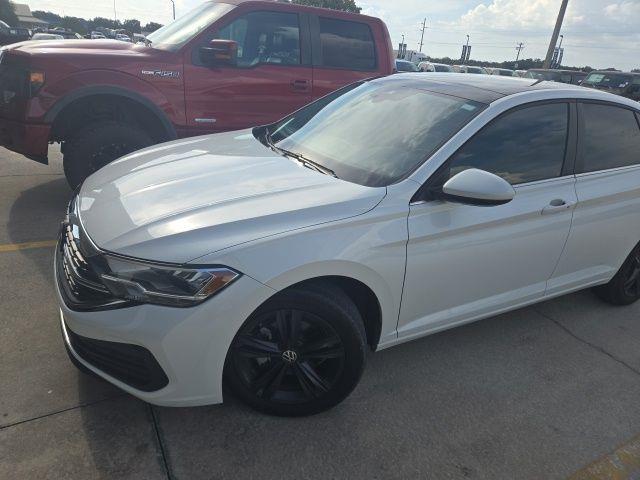 2024 Volkswagen Jetta - $19,995