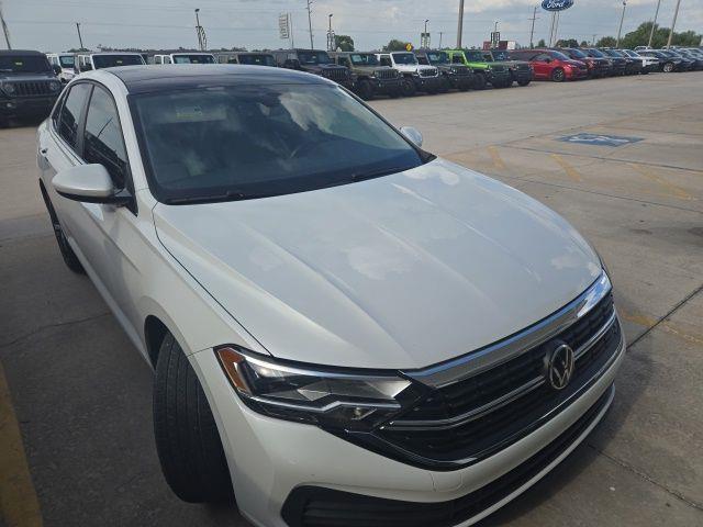 2024 Volkswagen Jetta - $19,995