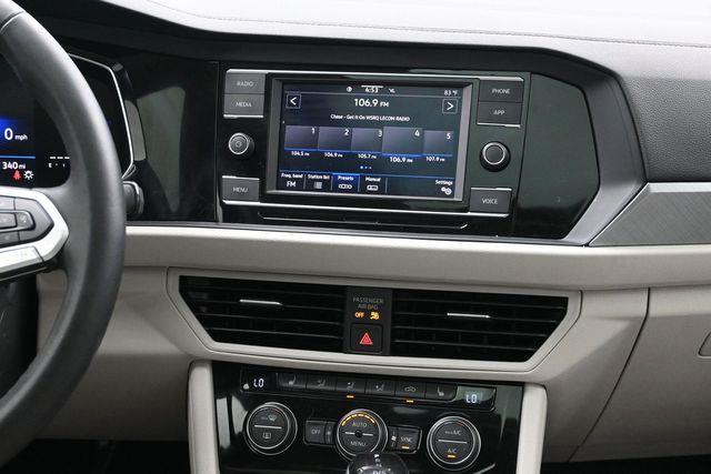 2024 Volkswagen Jetta - $19,995