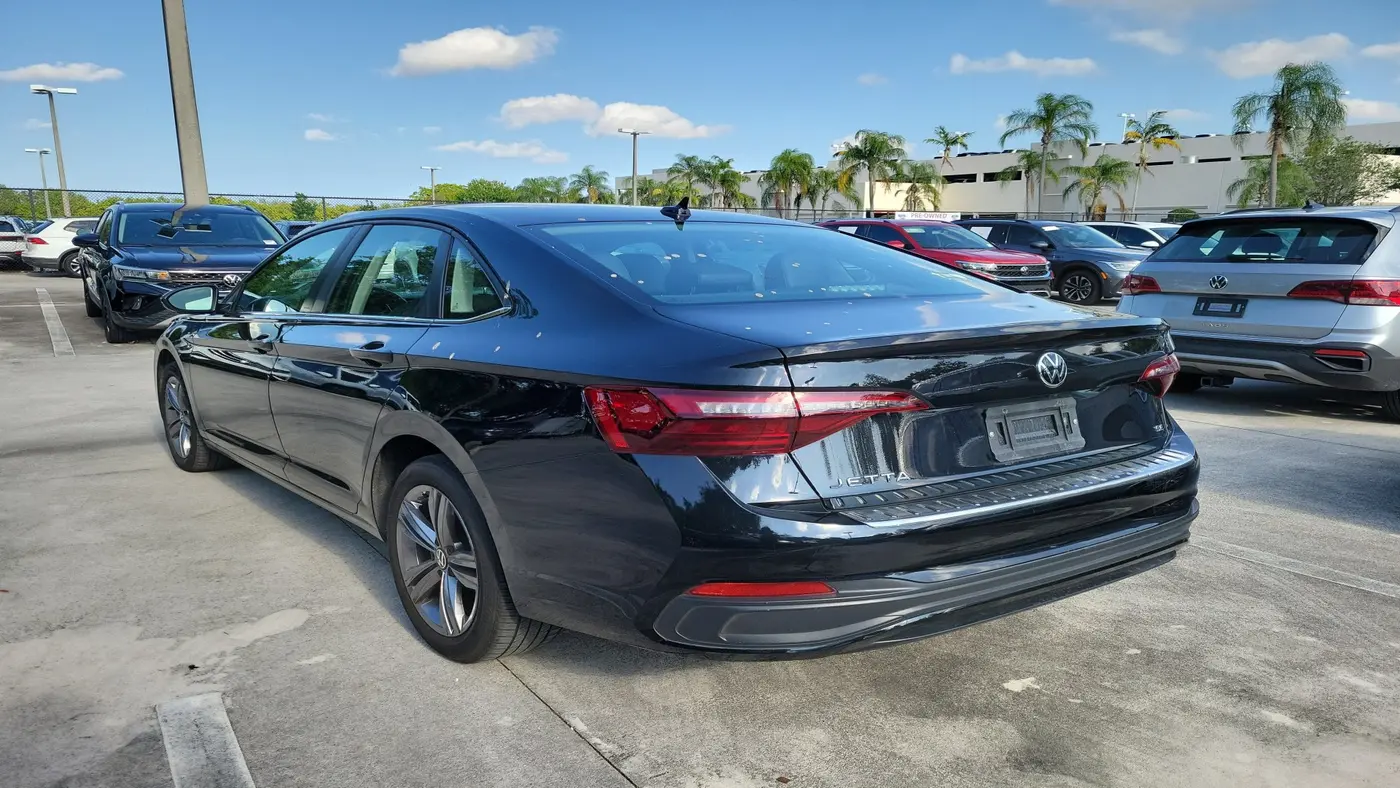 2023 Volkswagen Jetta SE