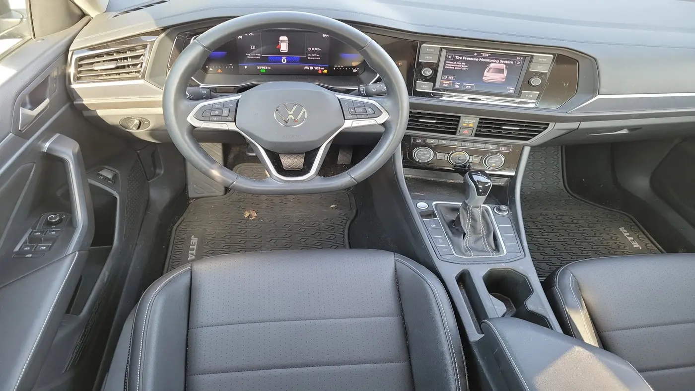 2023 Volkswagen Jetta SE