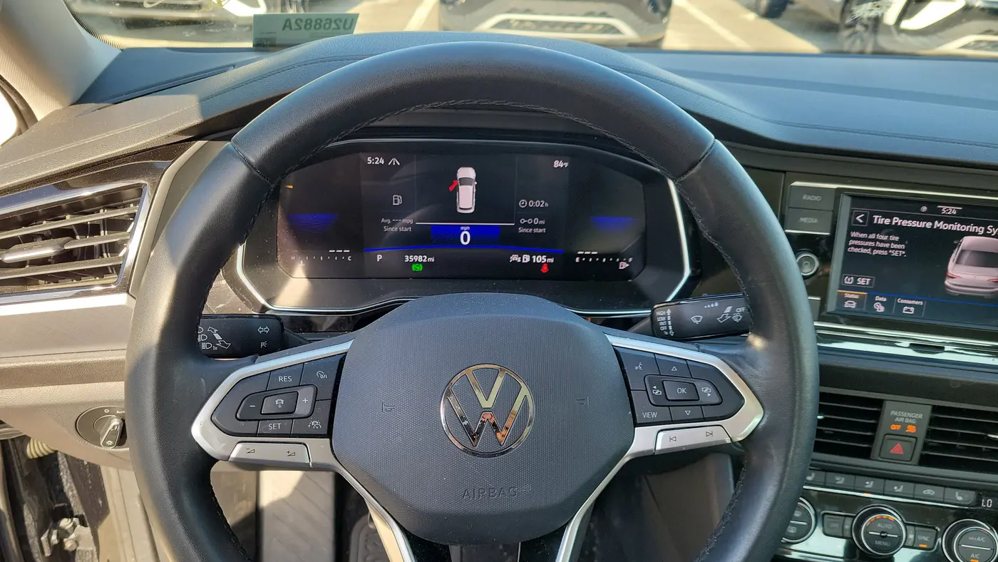 2023 Volkswagen Jetta SE