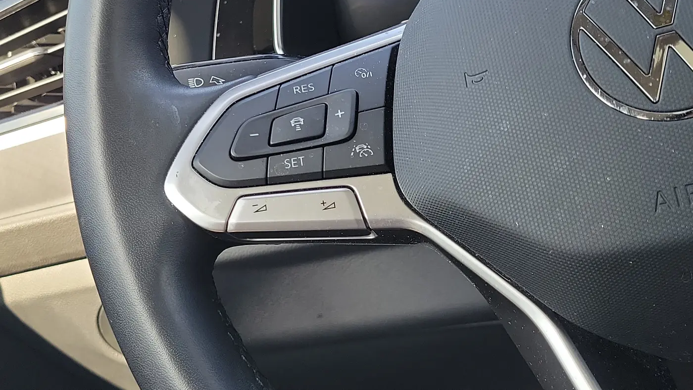 2023 Volkswagen Jetta SE