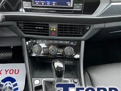 2024 Volkswagen Jetta SE 4DR Sedan