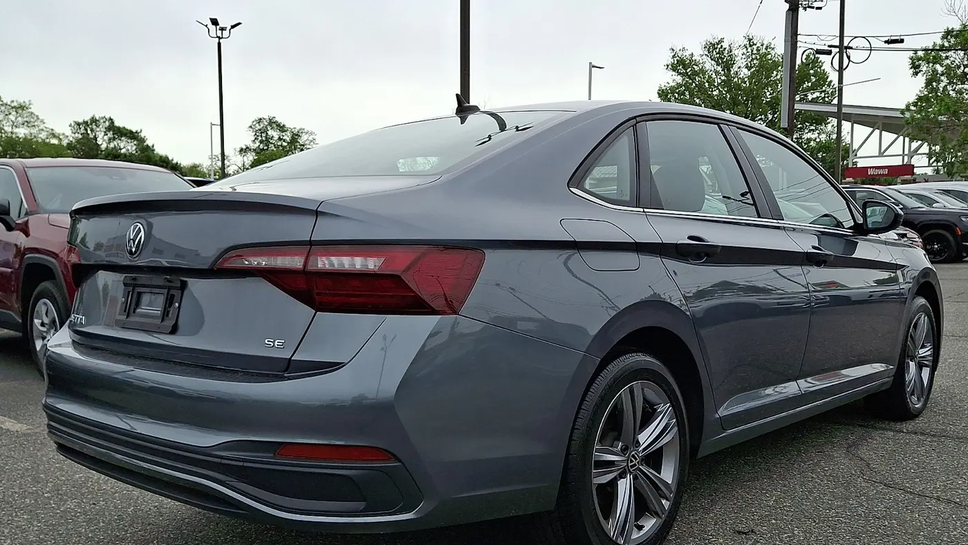 2024 Volkswagen Jetta SE