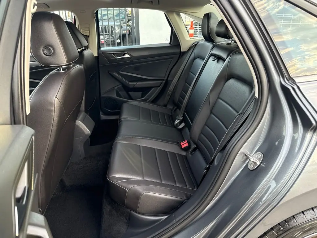 2024 Volkswagen Jetta - $15,769