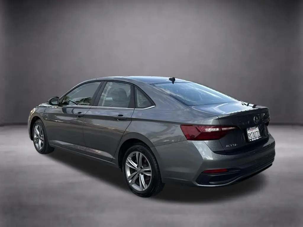 2024 Volkswagen Jetta - $15,769