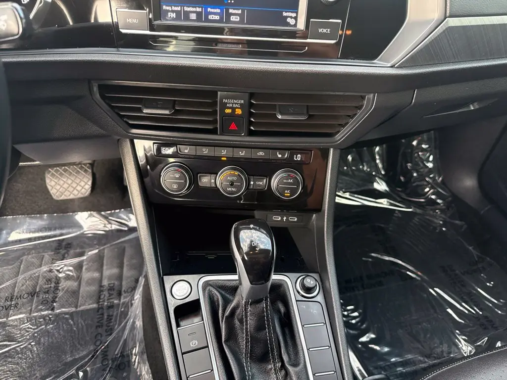 2024 Volkswagen Jetta - $15,769