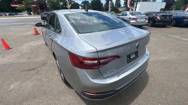 2024 Volkswagen Jetta - $14,951