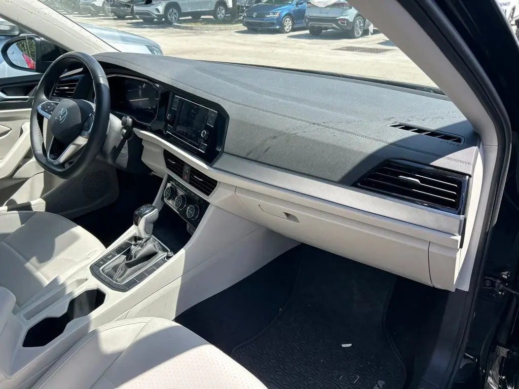 2024 Volkswagen Jetta - $19,990