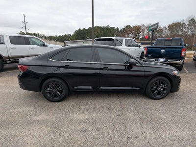 2023 Volkswagen Jetta SE 4DR Sedan