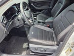 2023 Jetta Thumbnail 11