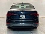 2024 Jetta Thumbnail 4