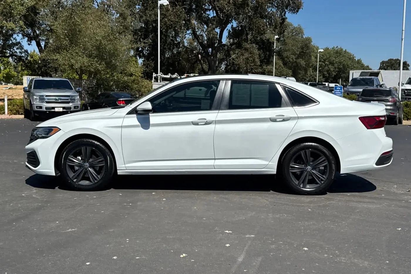 2024 Volkswagen Jetta - $17,376