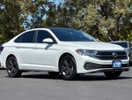 2024 Jetta Thumbnail 9