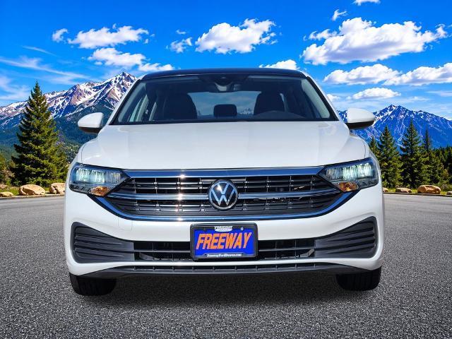 2023 Volkswagen Jetta - $18,000