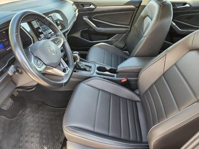 2023 Volkswagen Jetta - $18,000