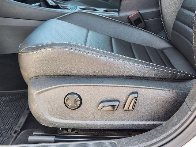 2023 Volkswagen Jetta - $18,000