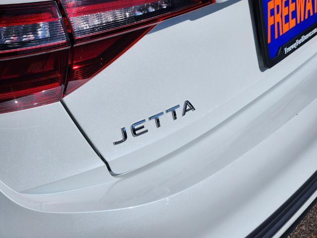 2023 Volkswagen Jetta - $18,000
