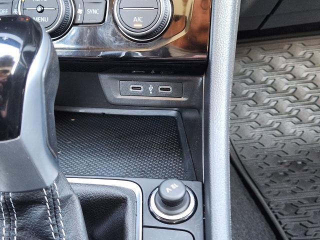 2023 Volkswagen Jetta - $18,000