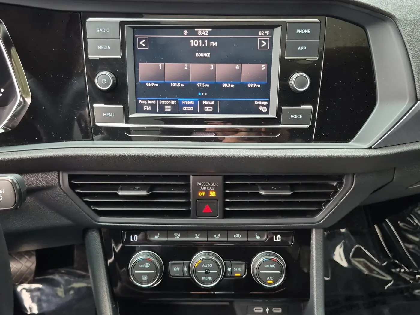 2024 Volkswagen Jetta - $19,592
