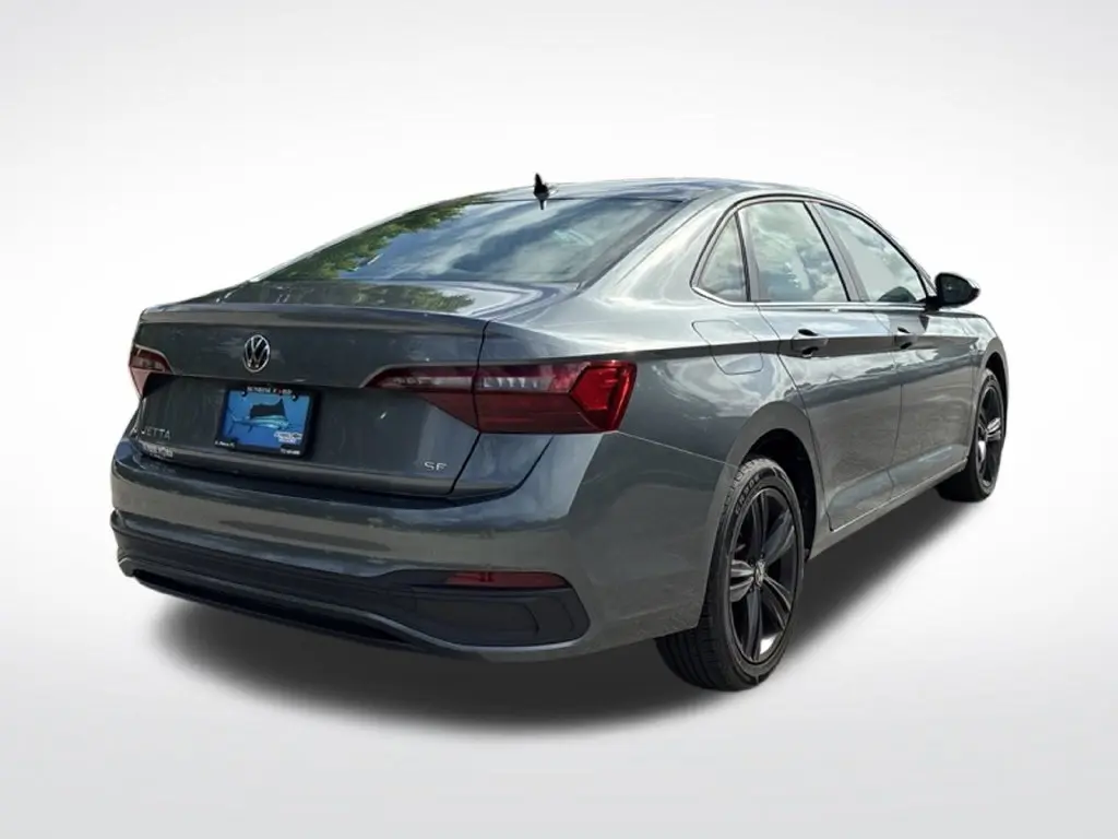 2024 Volkswagen Jetta - $16,995