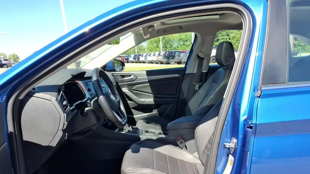 2023 Volkswagen Jetta SE
