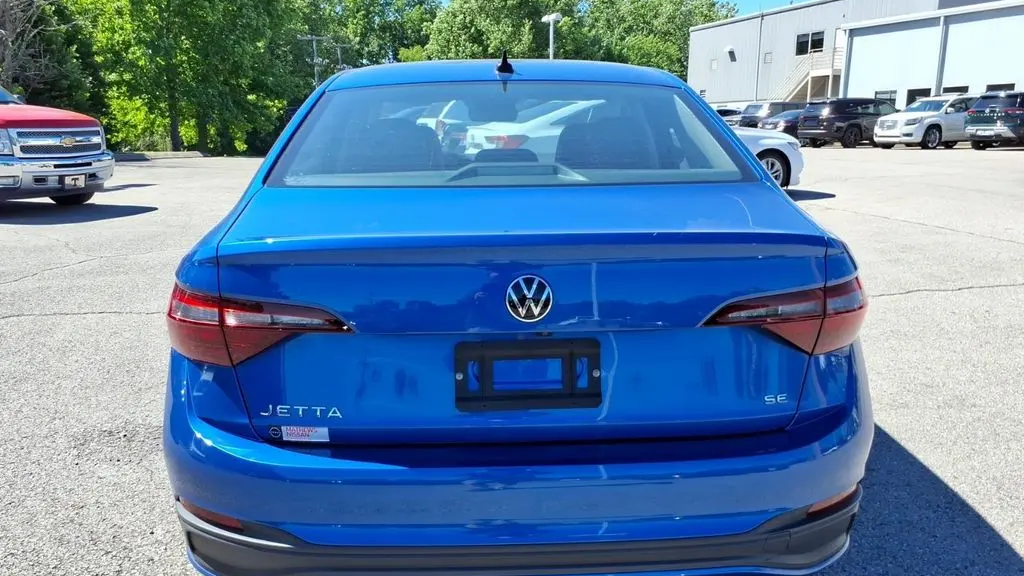 2023 Volkswagen Jetta SE