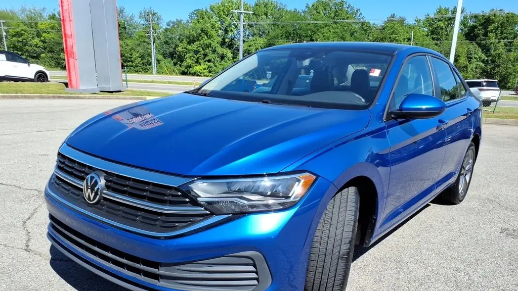 2023 Volkswagen Jetta SE