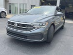 2024 Jetta Thumbnail 4