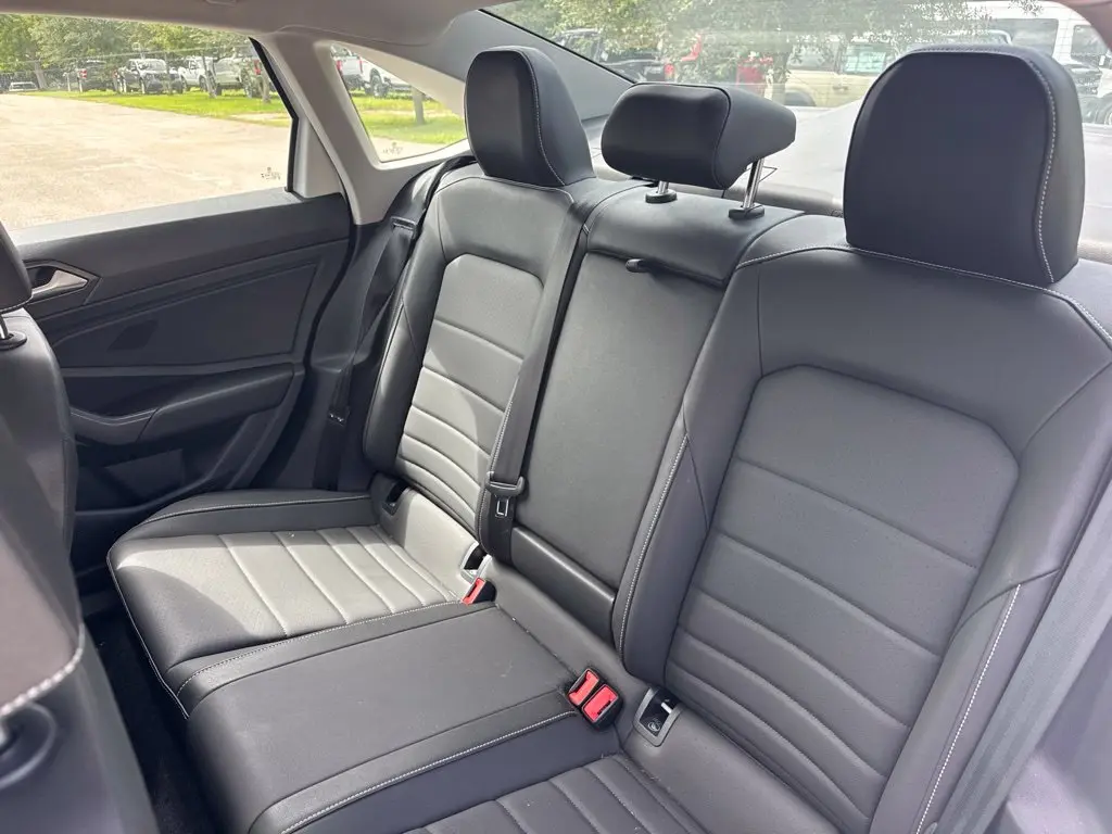 2024 Volkswagen Jetta - $18,568