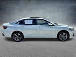 2024 Jetta Thumbnail 4