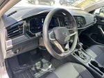 2024 Jetta Thumbnail 25