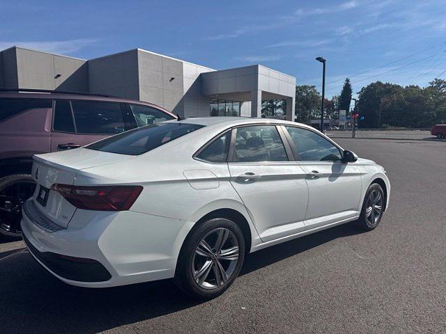 2023 Volkswagen Jetta - $21,924
