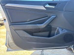 2023 Jetta Thumbnail 21