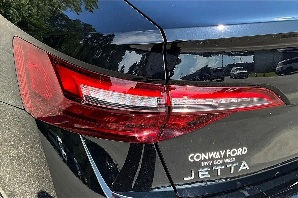 2023 Volkswagen Jetta - $21,895