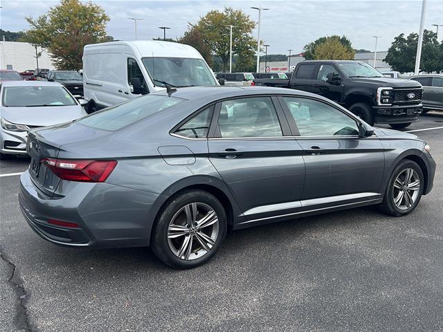 2023 Volkswagen Jetta - $19,300