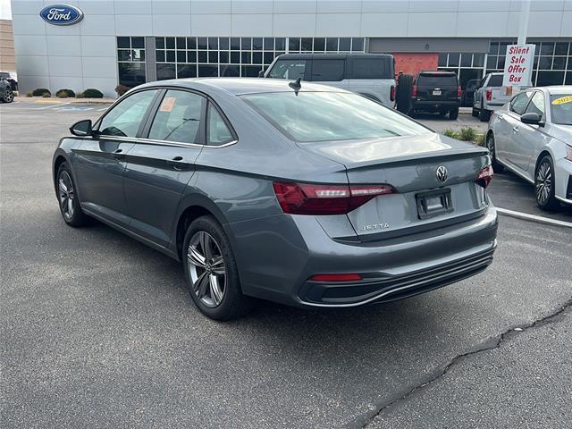 2023 Volkswagen Jetta - $19,300