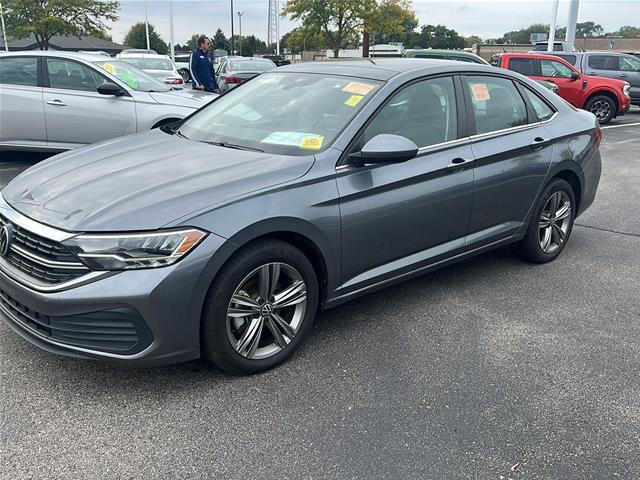 2023 Volkswagen Jetta - $19,300