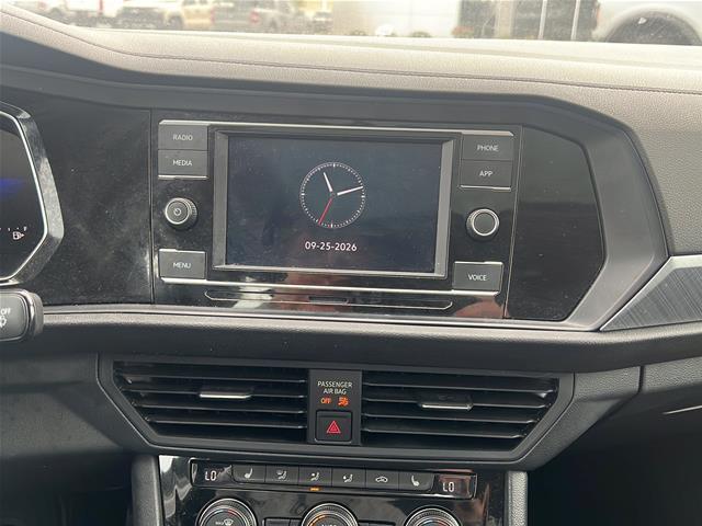 2023 Volkswagen Jetta - $19,300