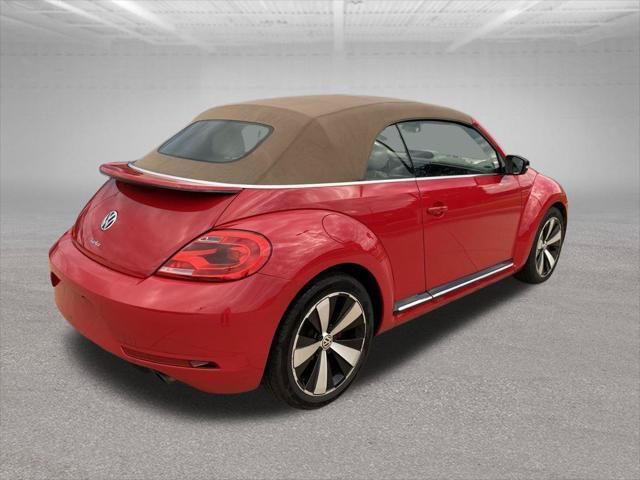 2013 Volkswagen Beetle - $10,900