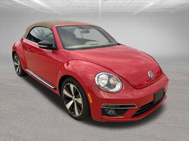 2013 Volkswagen Beetle - $10,900