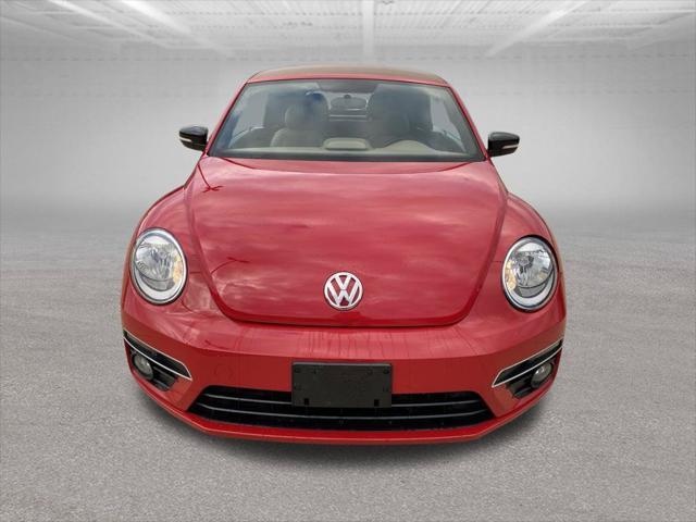 2013 Volkswagen Beetle - $10,900