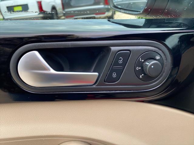 2013 Volkswagen Beetle - $10,900