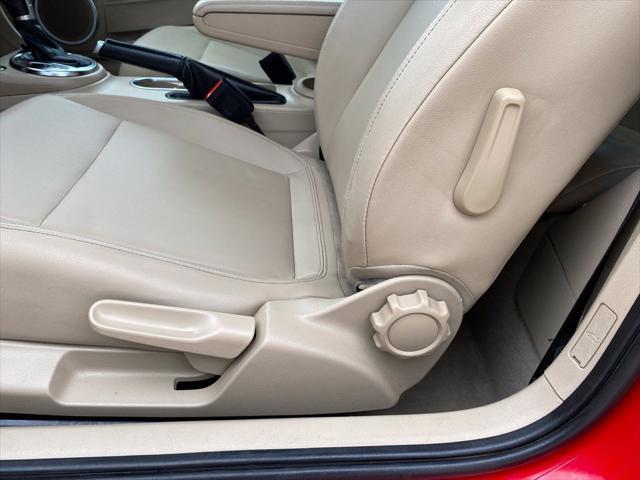 2013 Volkswagen Beetle - $10,900