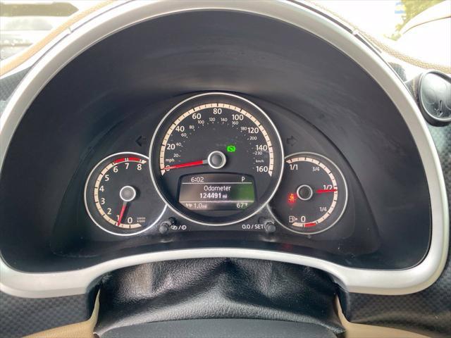2013 Volkswagen Beetle - $10,900