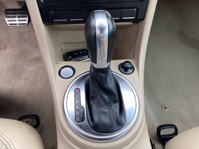 2013 Volkswagen Beetle - $10,900