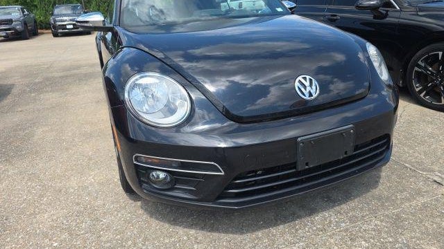 2014 Volkswagen Beetle Convertible R-Line PZEV