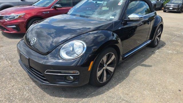 2014 Volkswagen Beetle Convertible R-Line PZEV