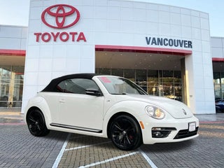 2015 Volkswagen Beetle Convertible with Pure White/Black Roof Wh Exterior